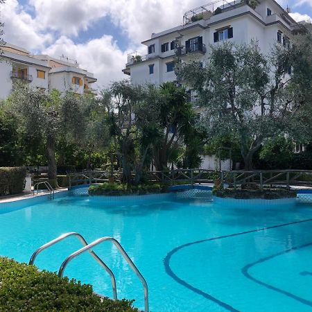 Casa Mami - Luxury Apartment And Pool - Sorrento Exterior photo