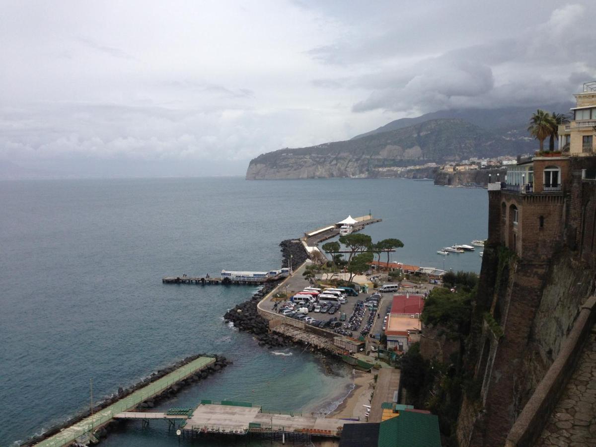 Casa Mami - Luxury Apartment And Pool - Sorrento Exterior photo